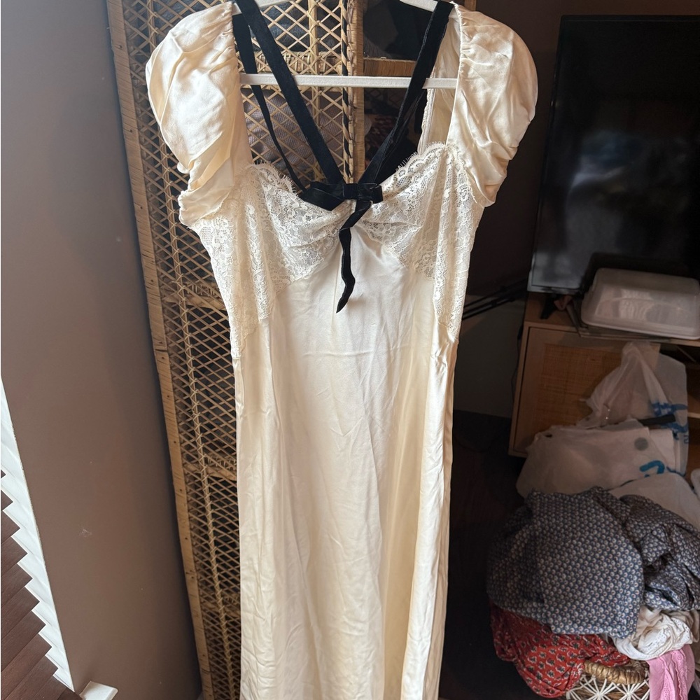 Doen silk dress